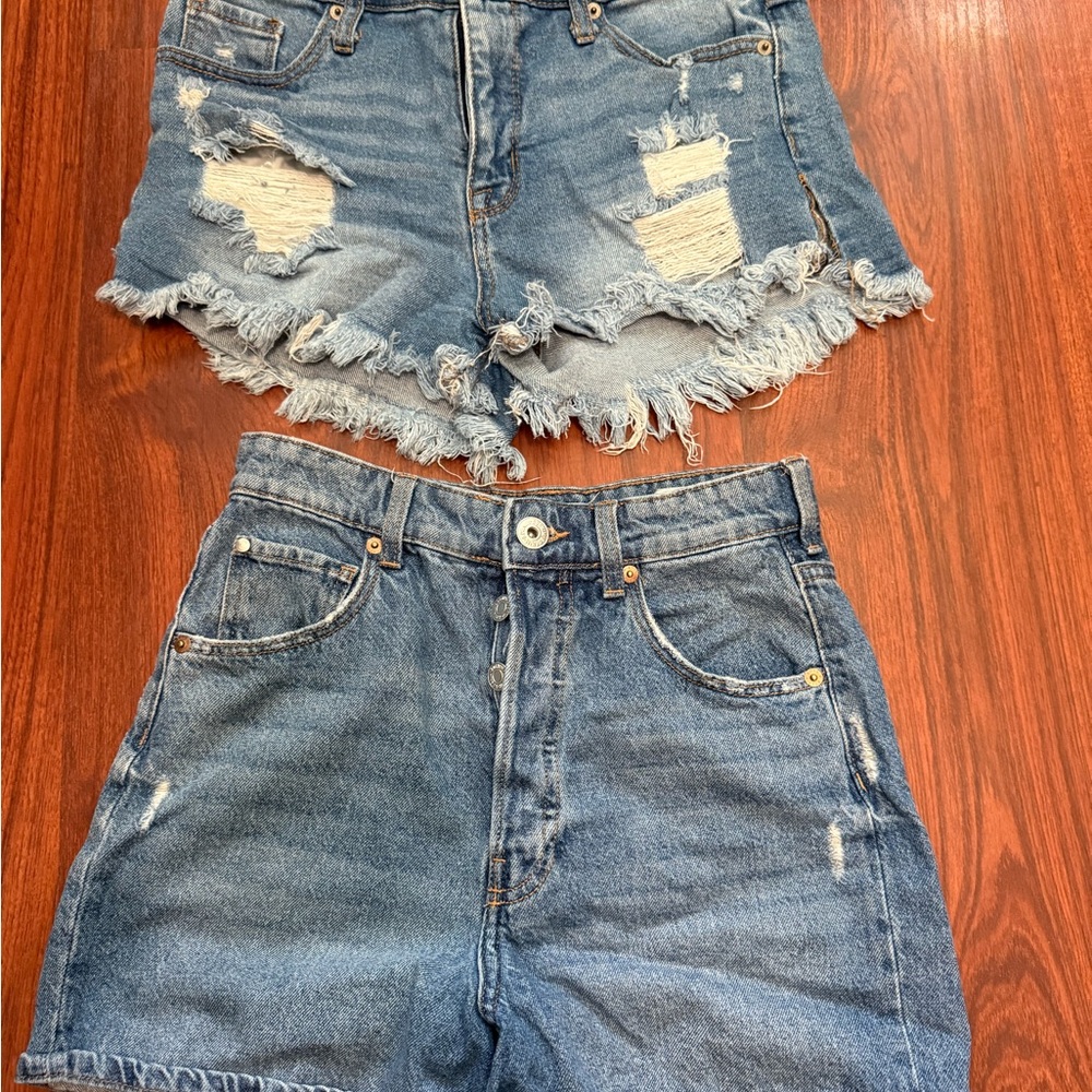Stylish Blue Denim Women's Shorts